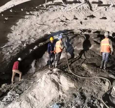 运城拱顶带模注浆料的施工流程及注意事项